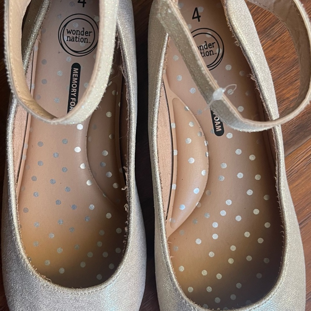 Wonder Nation Shimmering Gold Flats